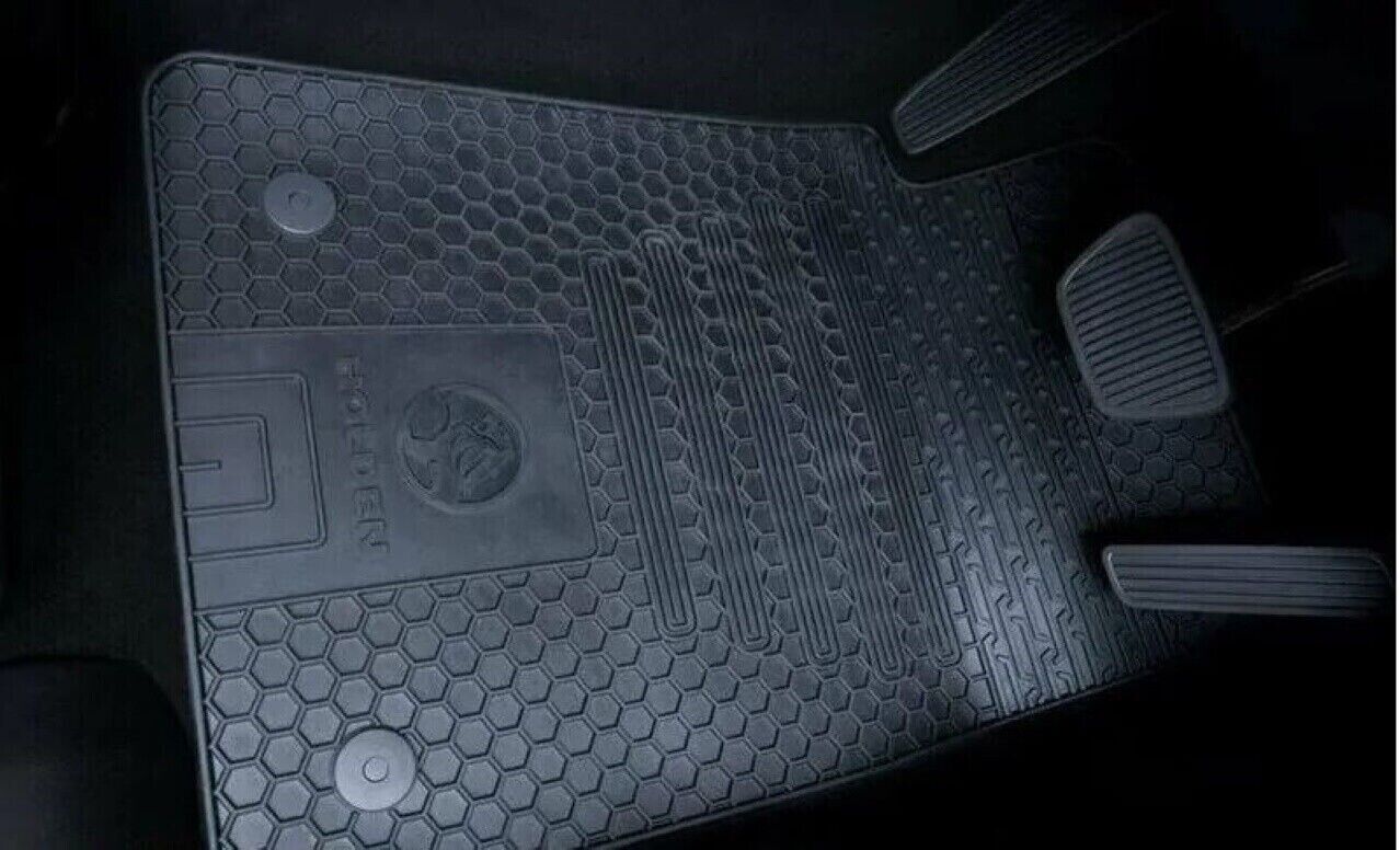 Genuine Holden Rubber Floor Mats Front Set of 2 for VE Commodore Omega SS SSV