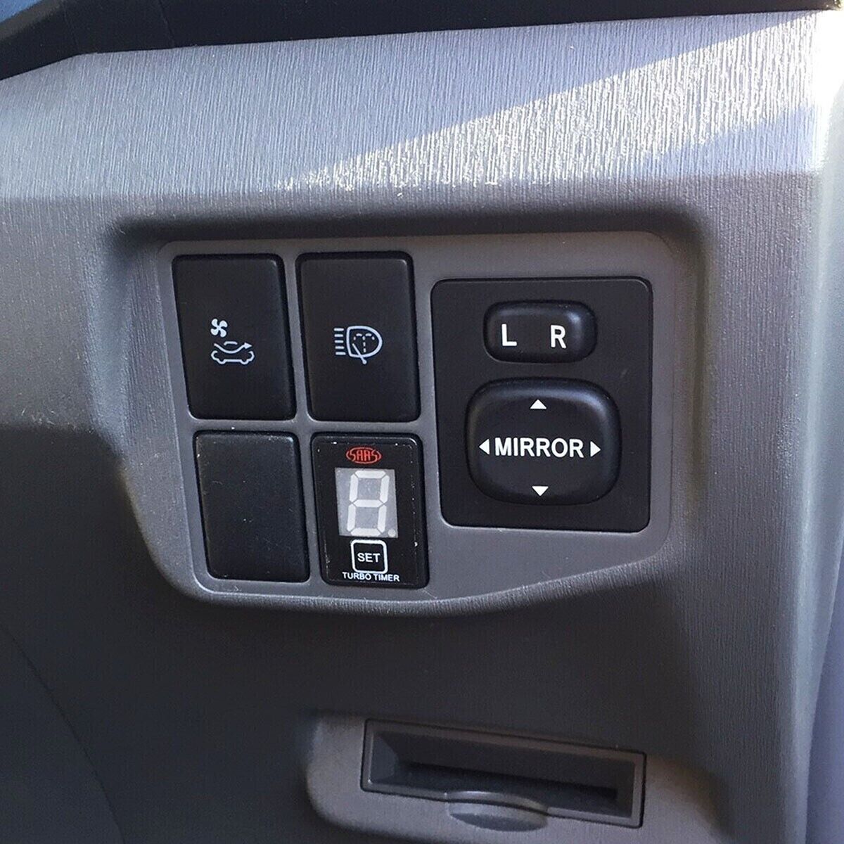 SAAS SG81801 Turbo Timer Digital Switch Gauge for Toyota Hilux KUN26R 2005 >