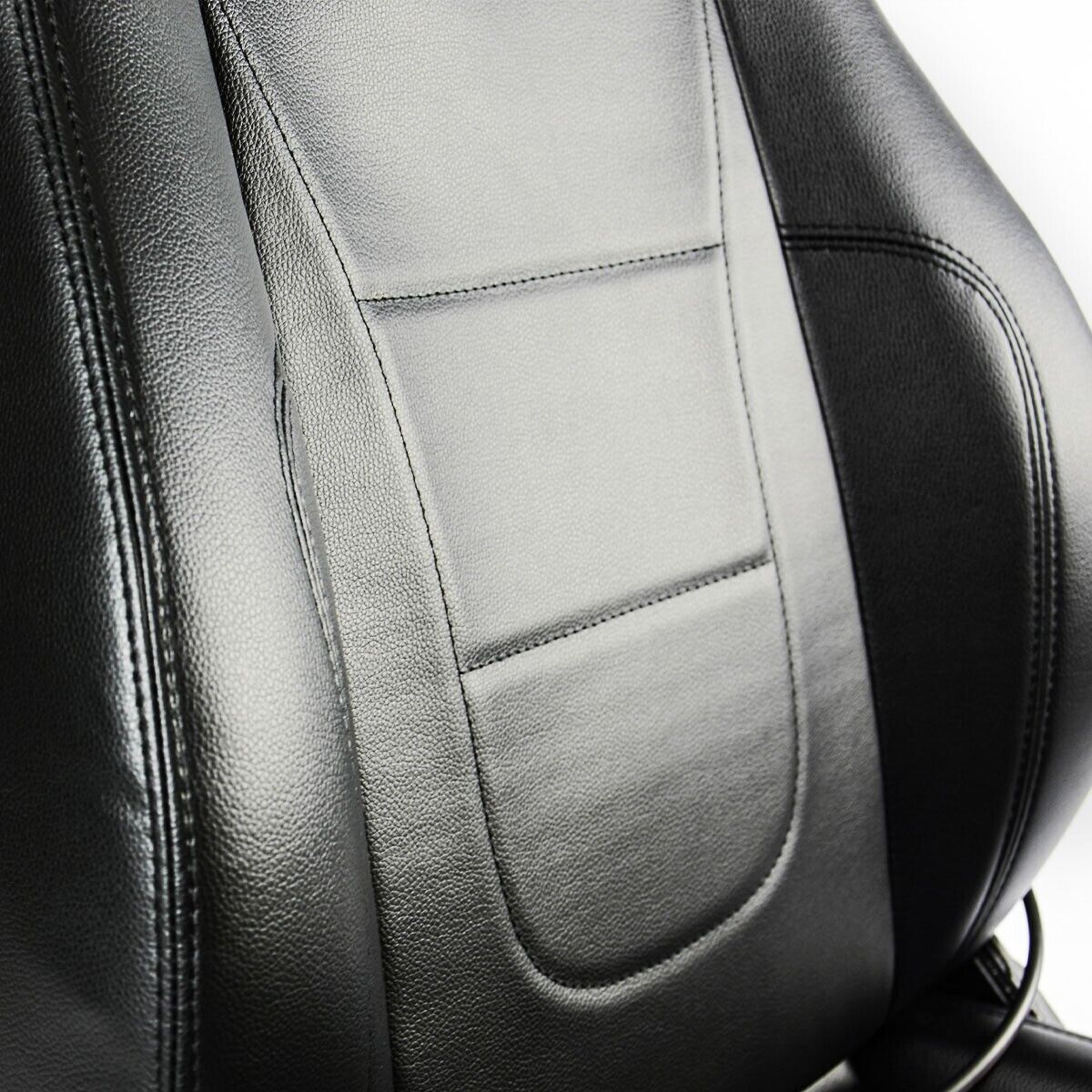 SAAS Trax 4X4 Seat (1) With Rails Black PU Leather ADR Compliant