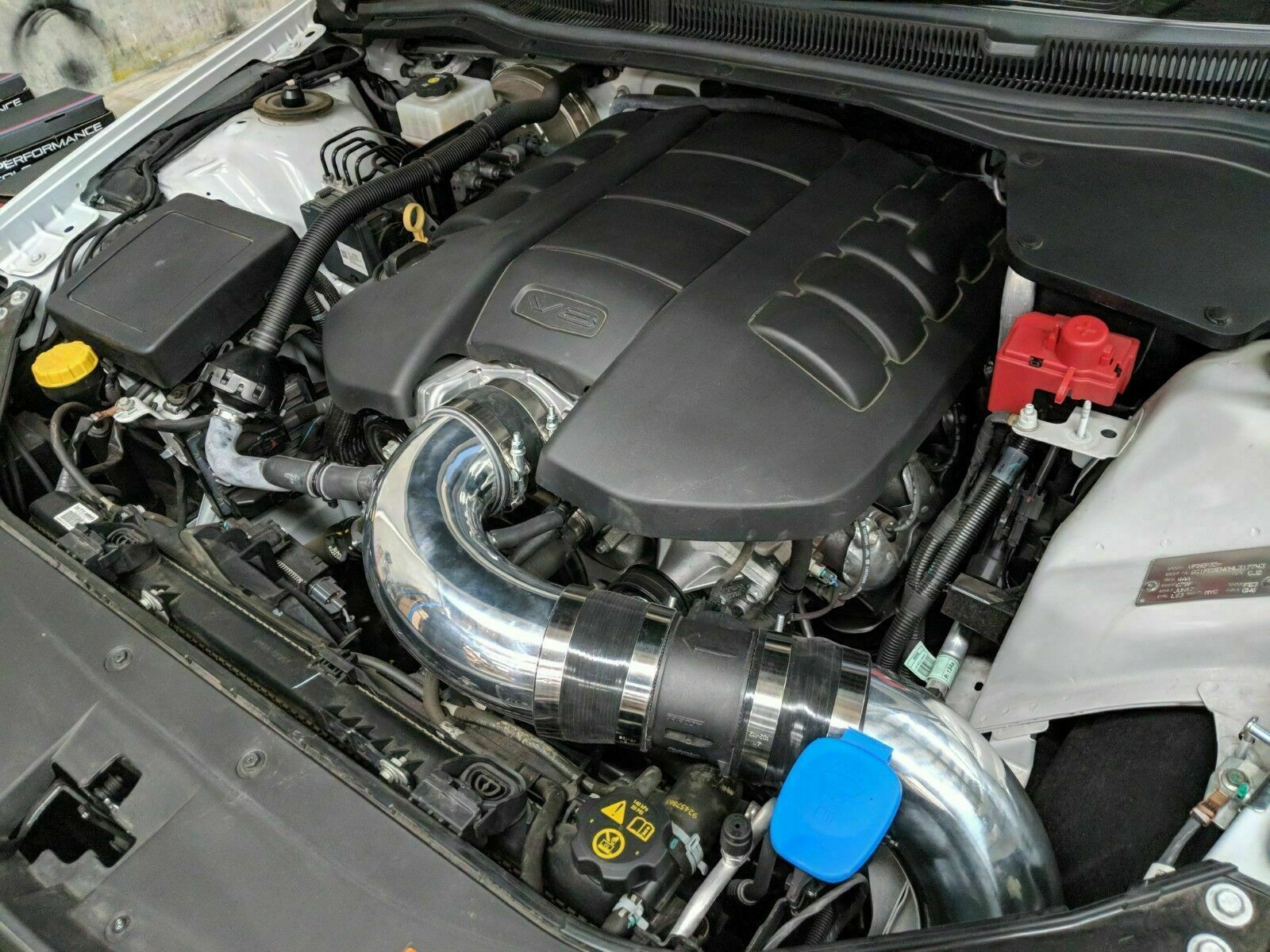Performance Cold Air Intake Kit for VF2 SS SSV & Redline 6.2 Litre LS3 Sep 2015