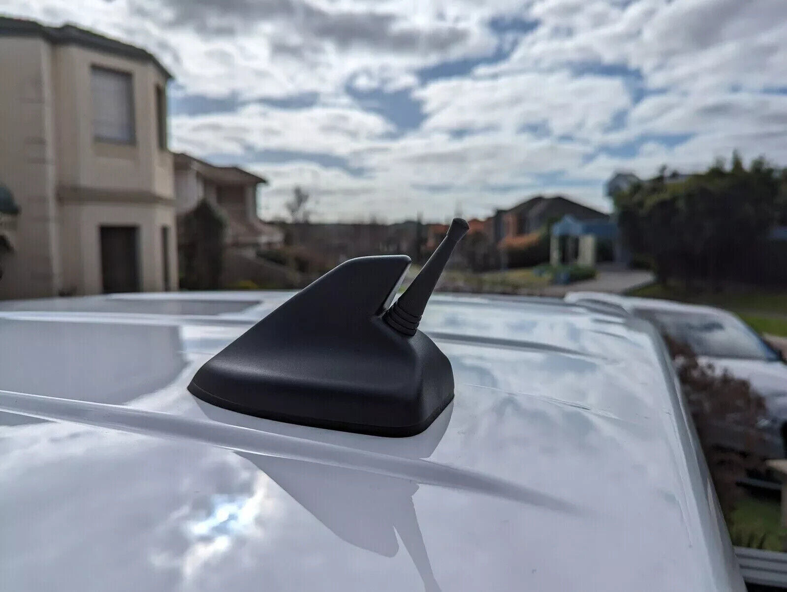 Antenna/Aerial Stubby Bee Sting for Ford Ranger XL Next Gen 5cm Black
