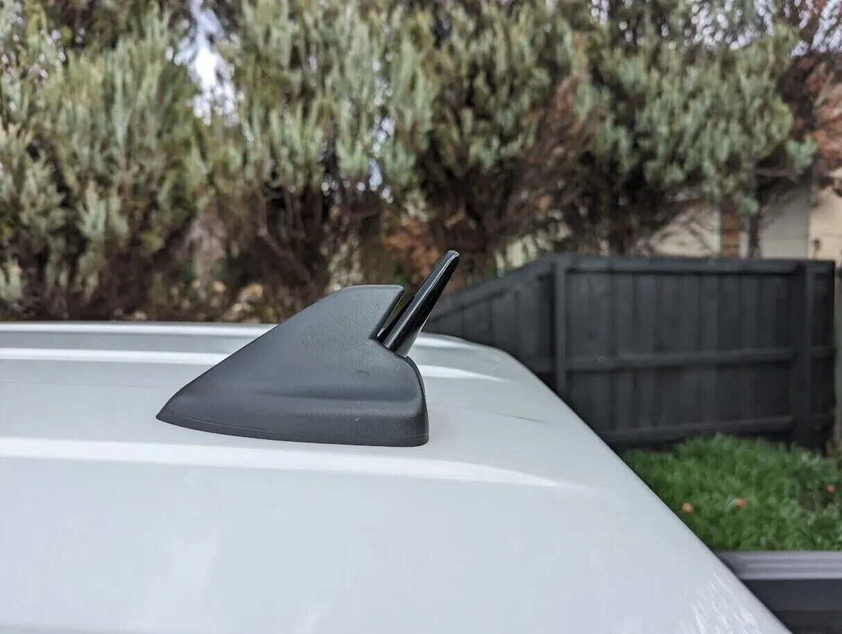 Antenna/Aerial Stubby Bee Sting for Ford Ranger XLS Next Gen 55mm Black