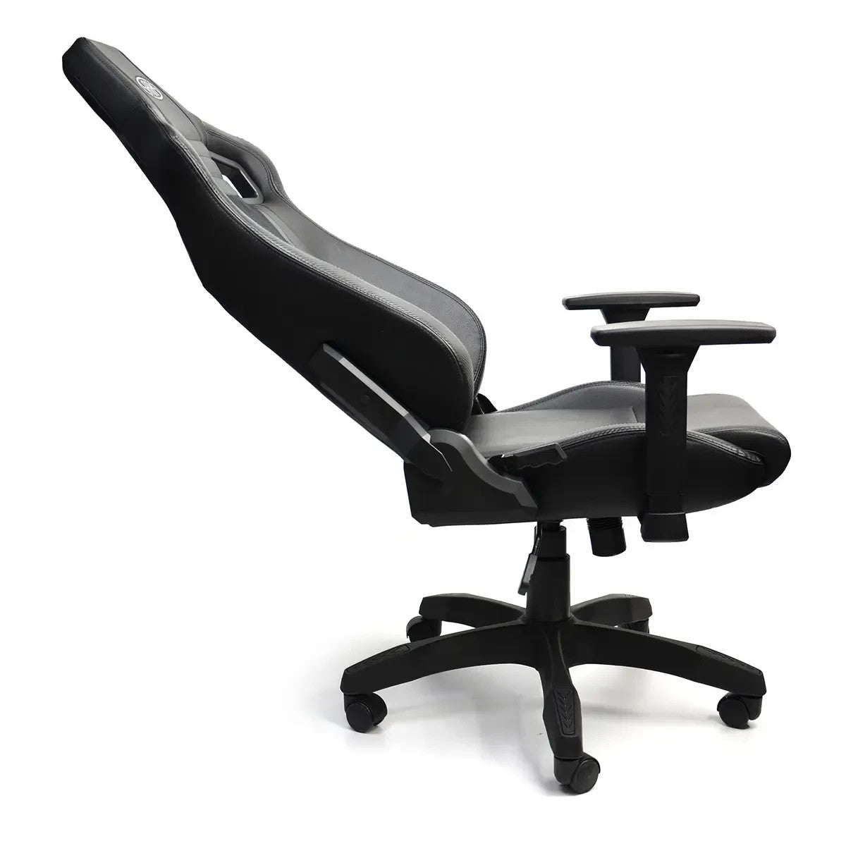 SAAS Exceutive Office Chair / Gaming Chair Black With Carbon Look Accents SC90124
