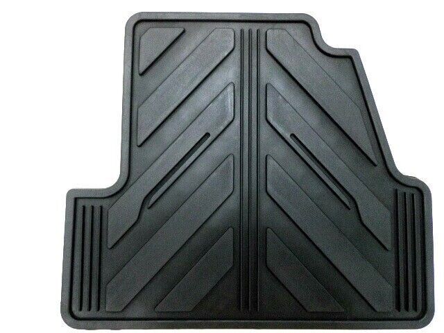 Genuine Holden Trax TJ Rubber Floor mats Set Of 4 Front & Rear 2013 -2019