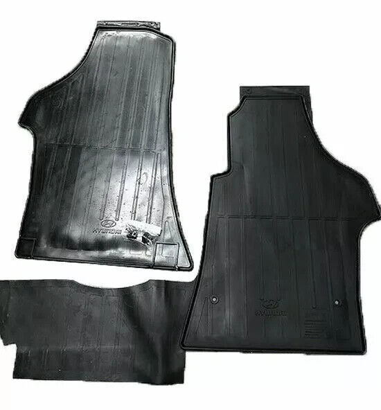 Genuine Hyundai iLoad & iMax Front Rubber Floor Mats Set 2007 - 2021