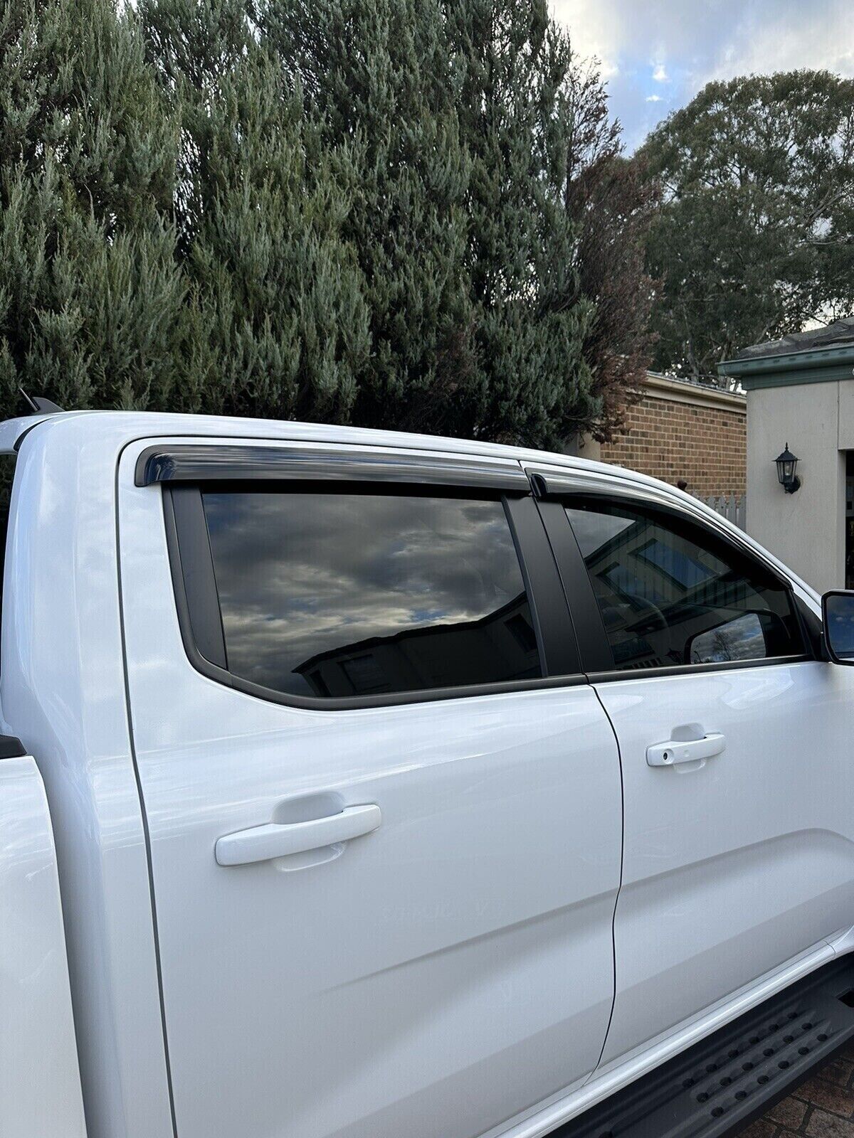 Genuine Next Gen Ford Ranger Platinum Tinted Slimline Weather Shields Set Of 4