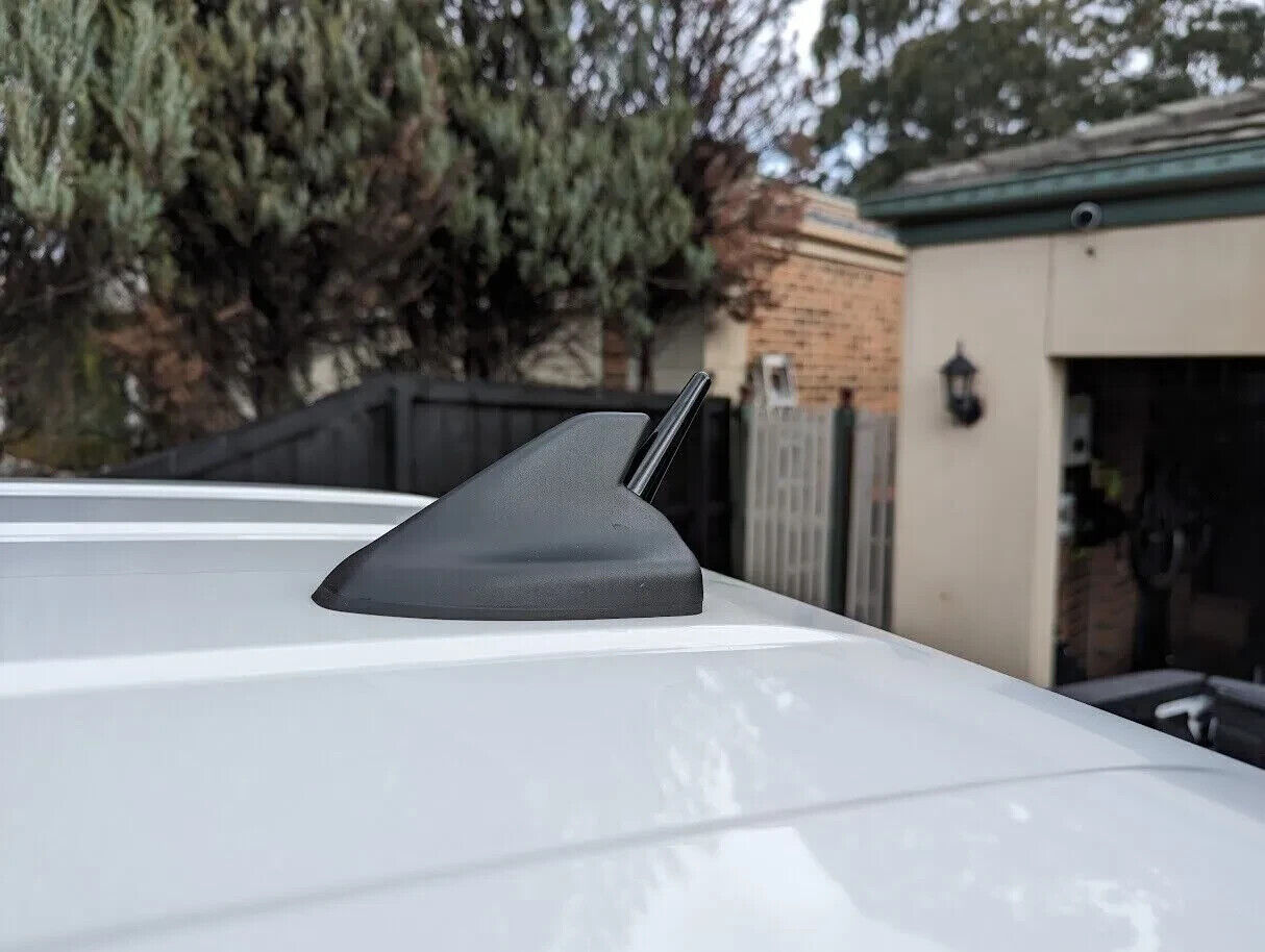 Antenna/Aerial Stubby Bee Sting for Ford Ranger XLS Next Gen 55mm Black