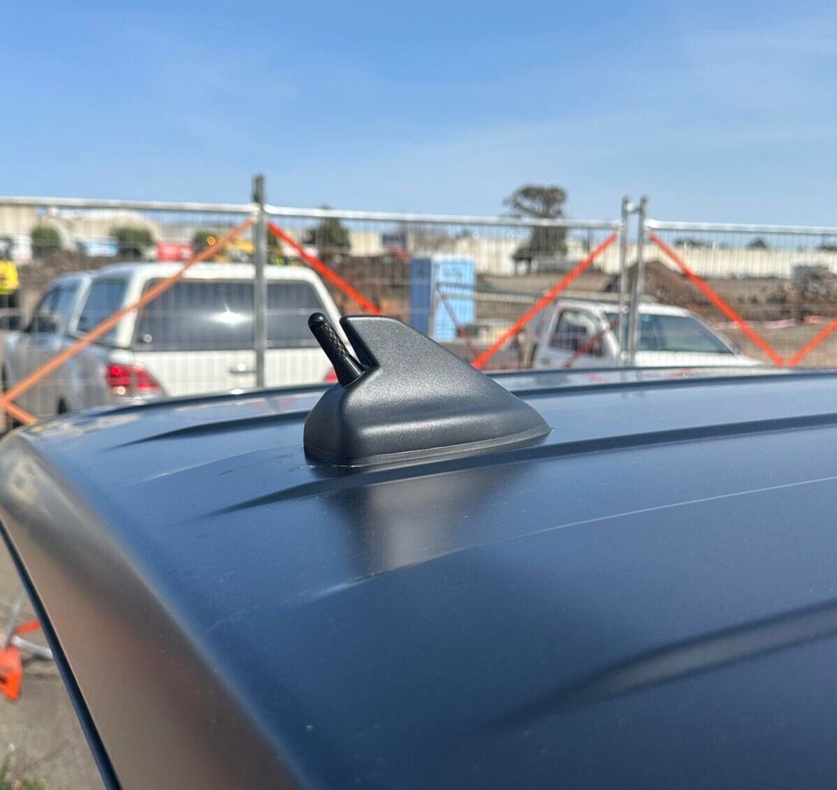 Antenna/Aerial Stubby Bee Sting for Ford Ranger XLS Next Gen 3.5cm Black