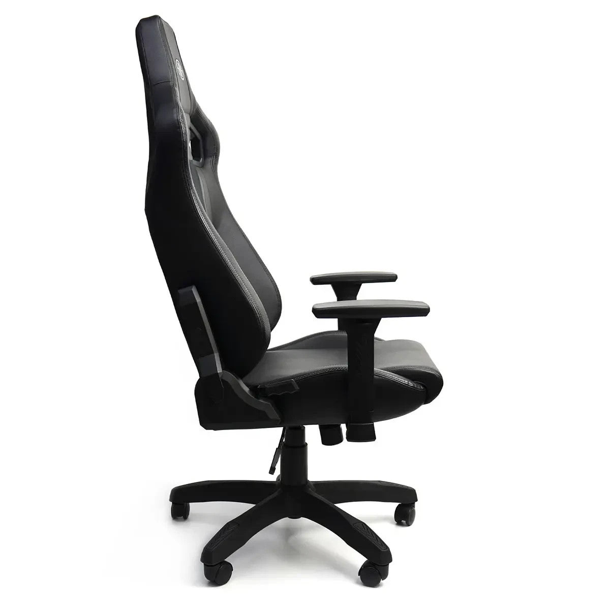 SAAS Exceutive Office Chair / Gaming Chair Black With Carbon Look Accents SC90125