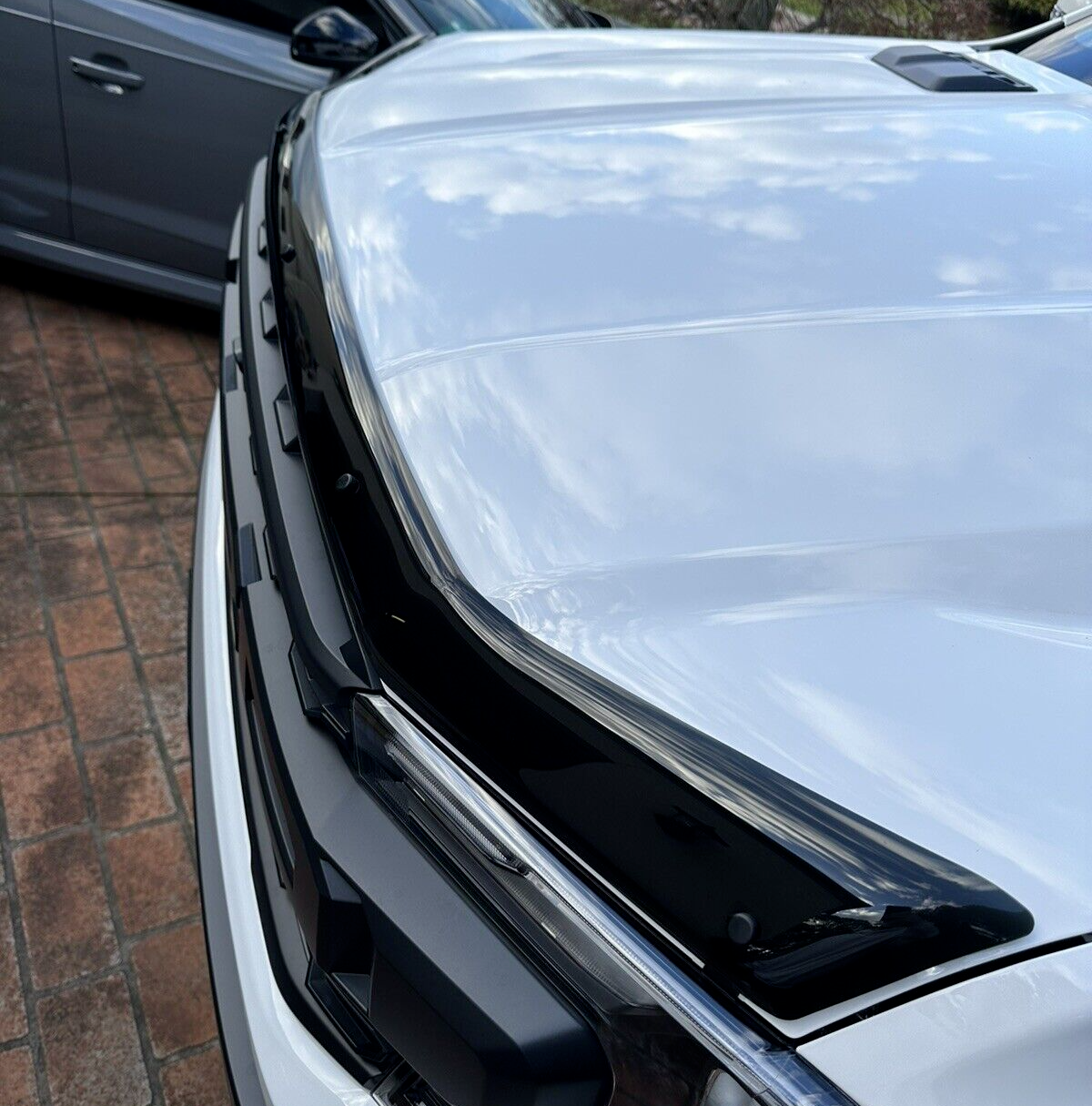 Genuine Next Gen Ford Ranger XLS Smoked Bonnet Protector 2022- Onwards