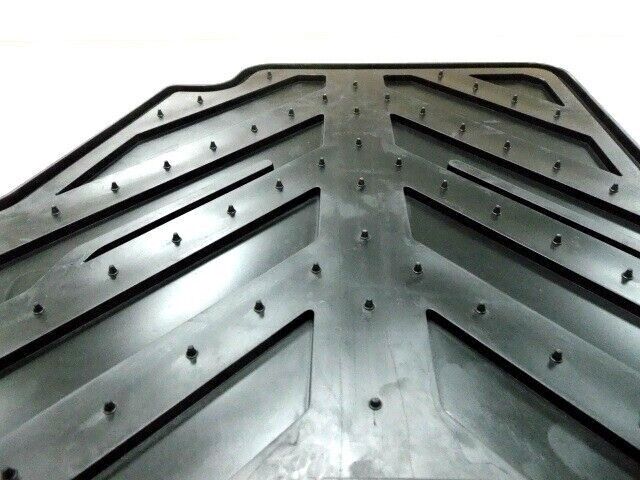 Genuine Holden Trax TJ Rubber Floor mats Set Of 4 Front & Rear 2013 -2019