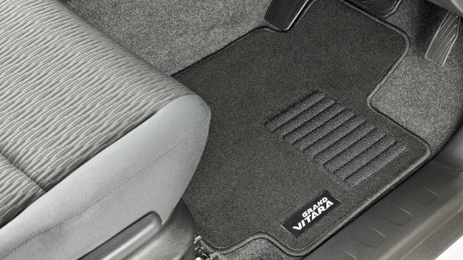 Genuine Suzuki Grand Vitara 5 Door Carpet Floor Mats (Set of 4)