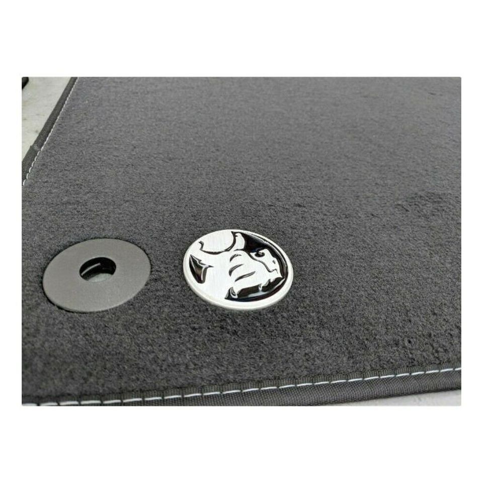 Genuine Holden Carpet Floor Mat for Commodore VF VF2 SS Evoke Calais SSV Ute Sed