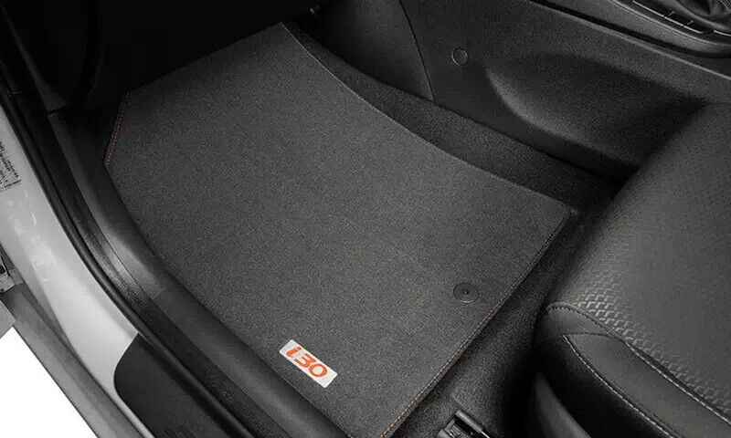 Genuine Hyundai i30 Tailored Carpet Floor Mat Set Of 4 Red Stitch 2017 Onwards
