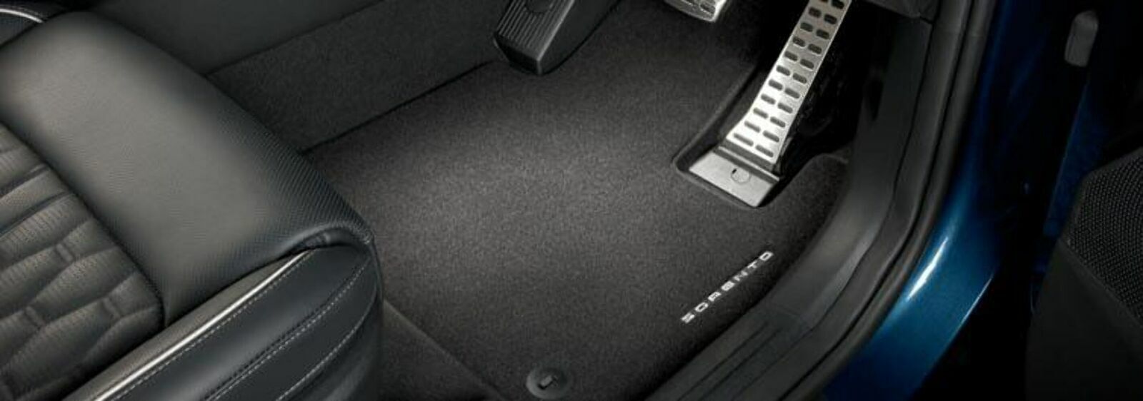 Genuine KIA Sorento MQ4 Tailored Carpet Floor Mats 2021-Current KIP2A20APK00