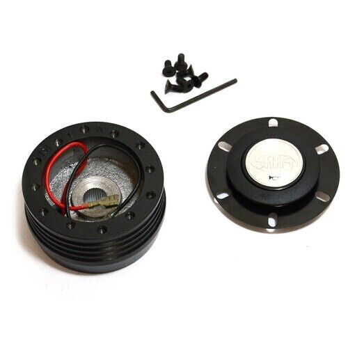 SAAS Boss Kit Hub Adapter For Daihatsu Charade 1983-1987 & Feroza 1987-1994