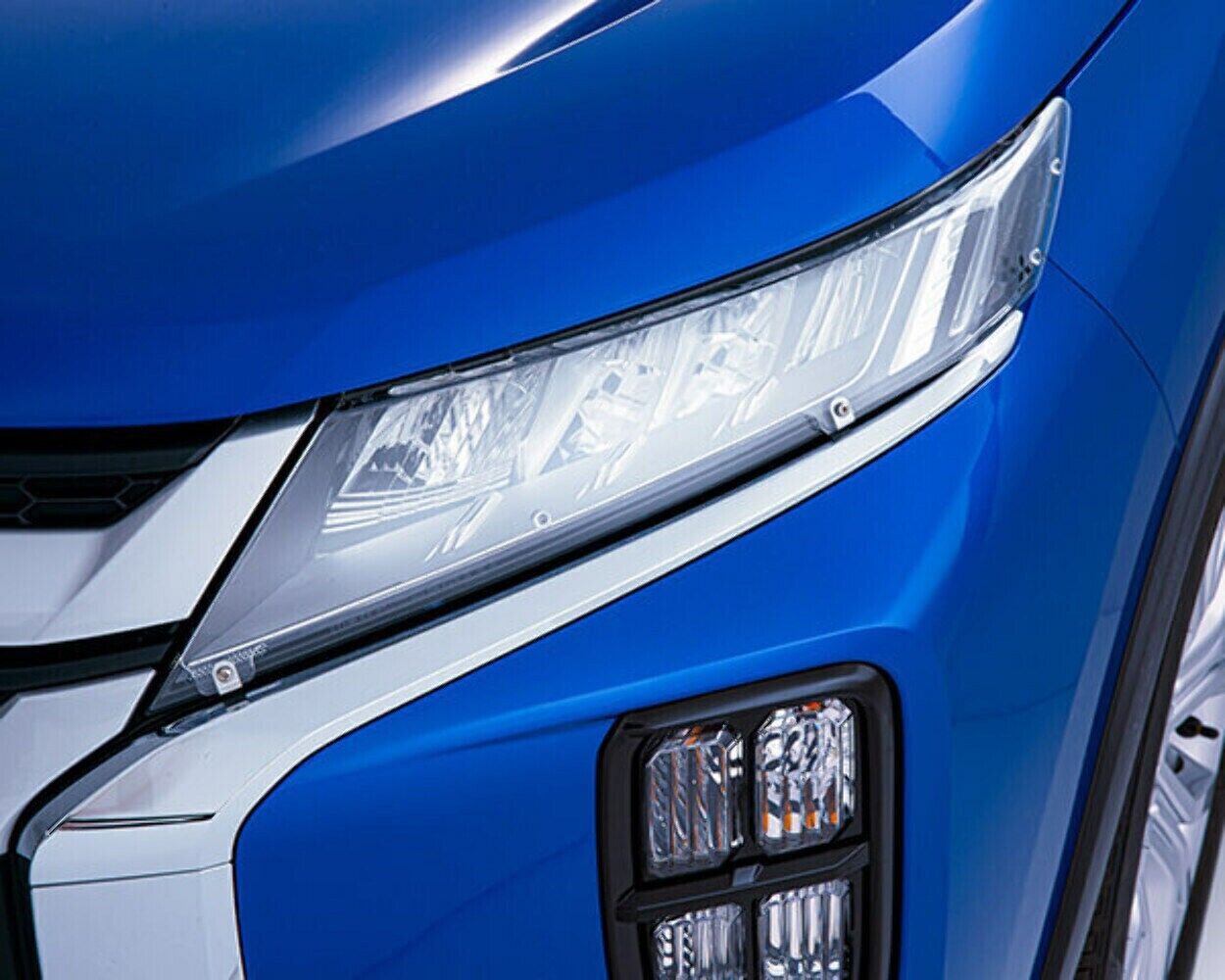 Genuine Mitsubishi ASX XD Headlight Protectors All Without Headlamp Washers